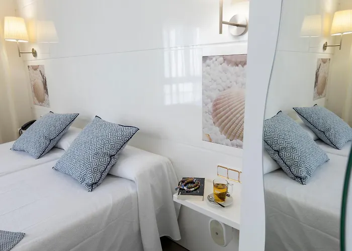 Otel Cap De Creus 3*